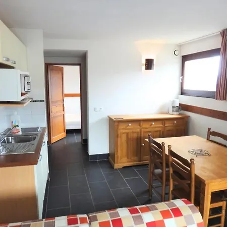 Apartahotel Les Aiguilles De Warens 3*